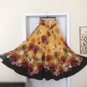 Brand New -BNWT- Dressy Floral print Maxi skirt - New York and Company